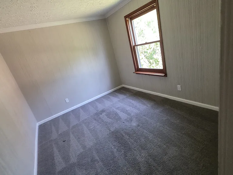 8996 Columbia Rd — Photo 8