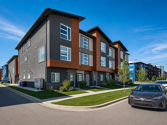 3rd image of 76 Skyview Cir NE