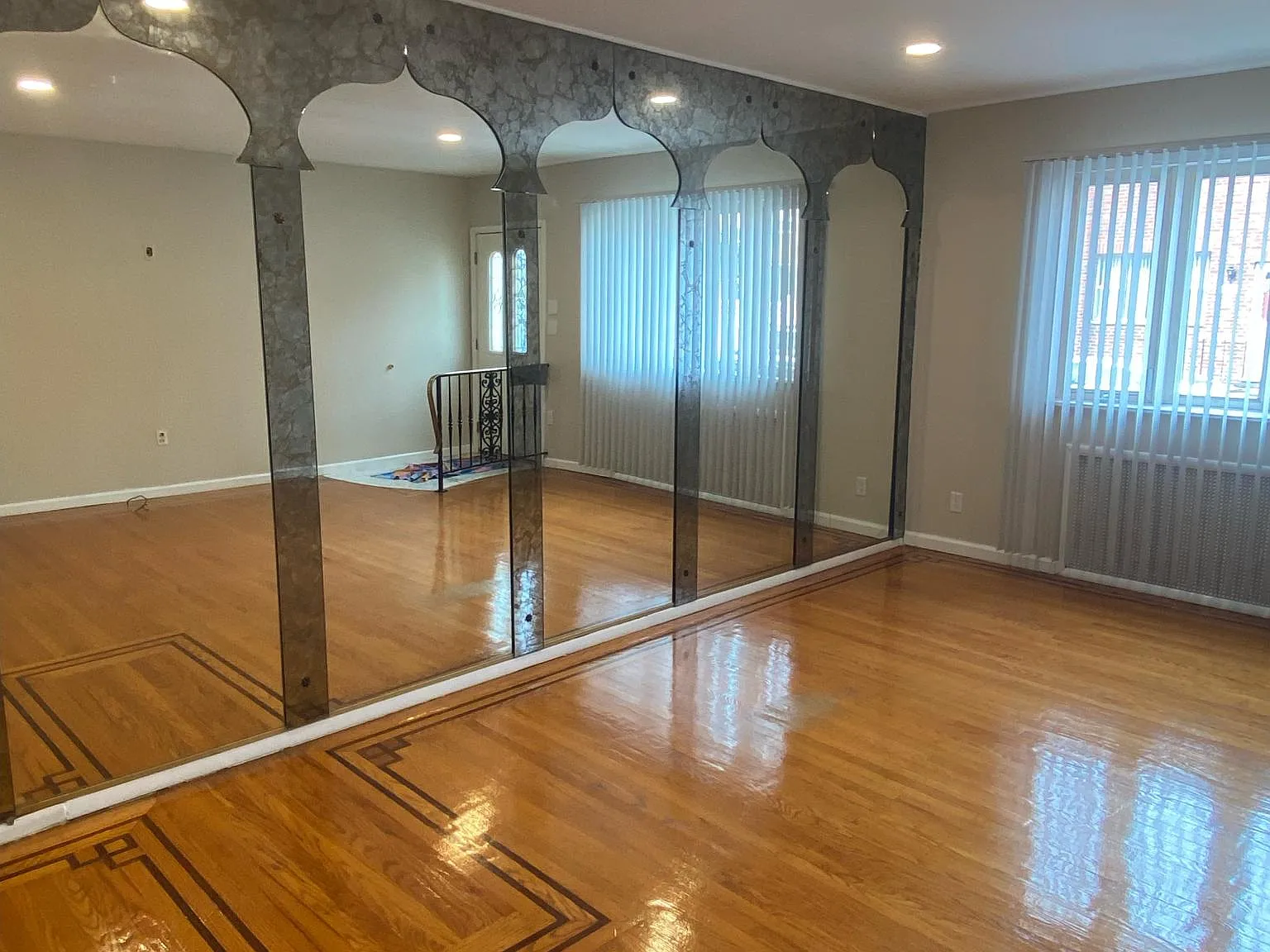 3 bed, 1700 sqft, $2,500 — Photo 3