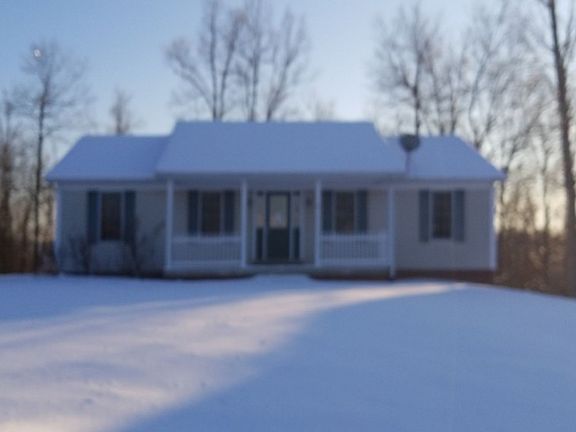 3rd image of 133 Sapphire Ct