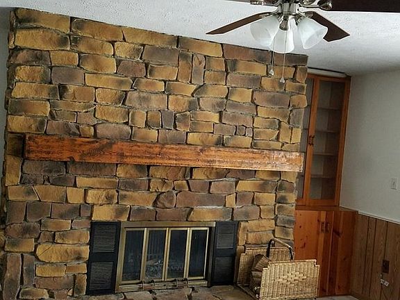 5th image of 321 Wyleswood Dr