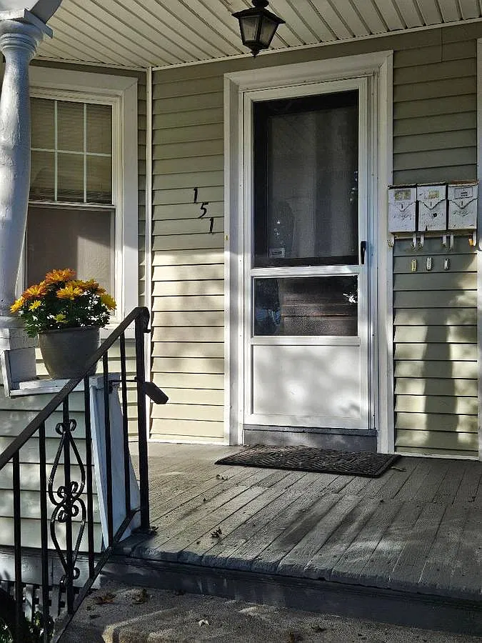 2 bed, 1137 sqft, $2,200 — Photo 3