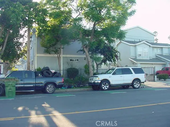 25423 Belle Porte Ave, Harbor City, CA 90710