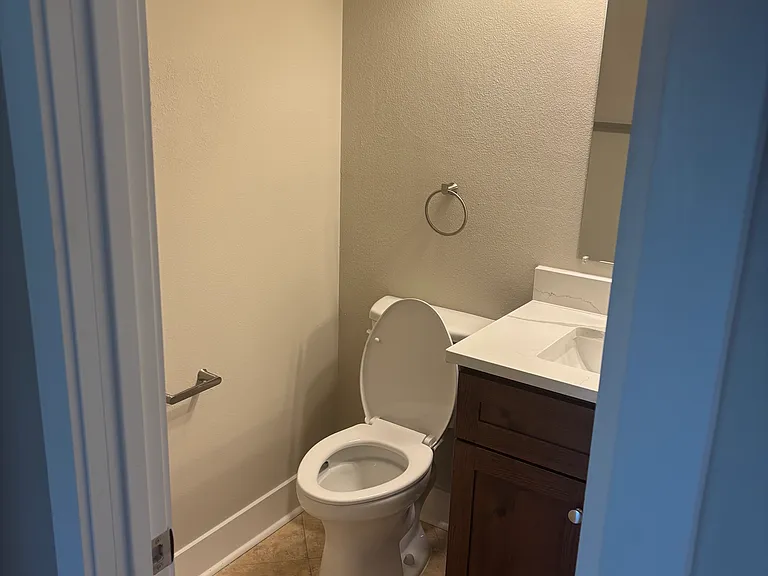 4956 Harbor Villa Ln #105 — Photo 3