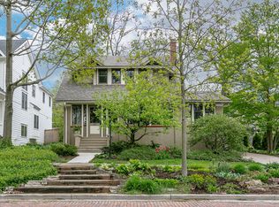 4817 Linscott Ave, Downers Grove, IL 60515