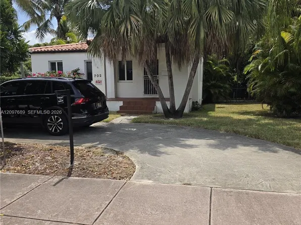 702 Boabadilla St, Coral Gables, FL 33134