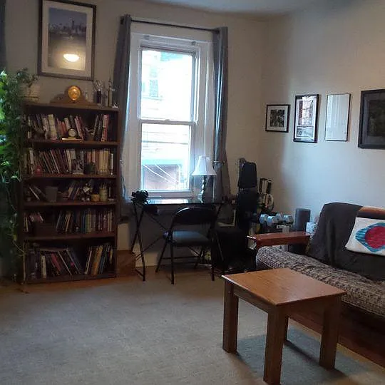 3 bed, 1350 sqft, $2,150 — Photo 2