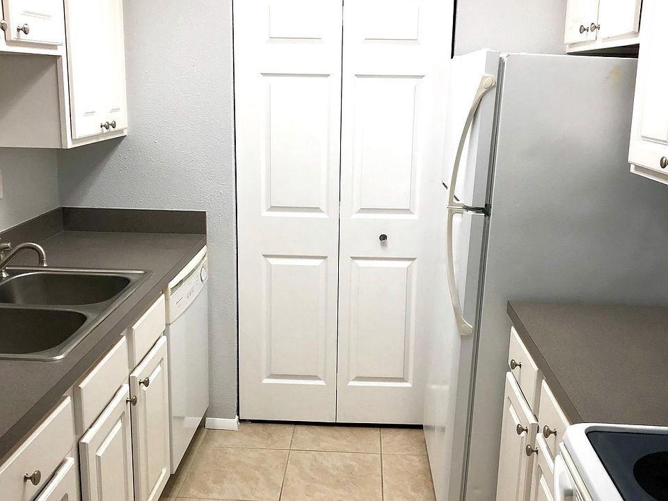 1st image of 3732 Idlebrook 208 Cir