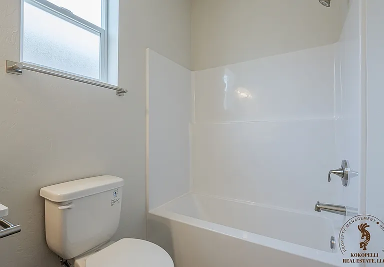 2454 Hamilton Rd #B — Photo 27