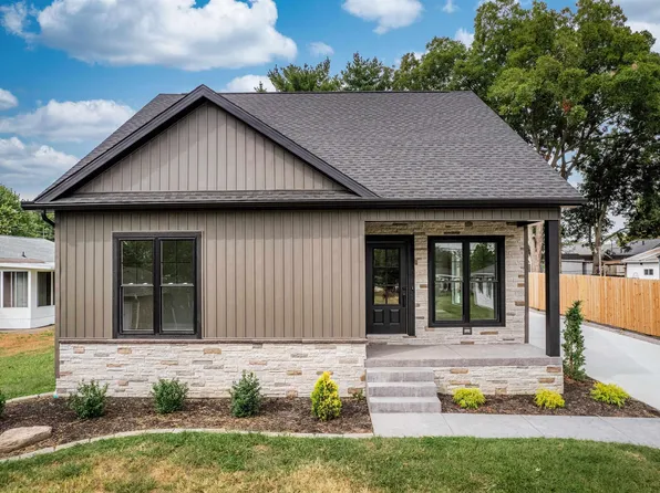 404 E Clark St, Owensville, IN 47665