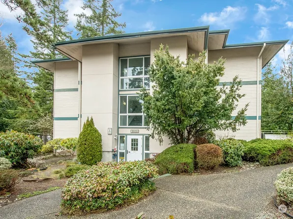 5620 200th Street SW #A303, Lynnwood, WA 98036