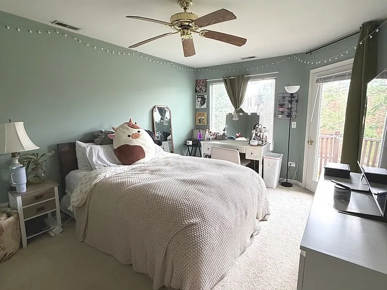 385 Sandhurst Cir #3 — Photo 8