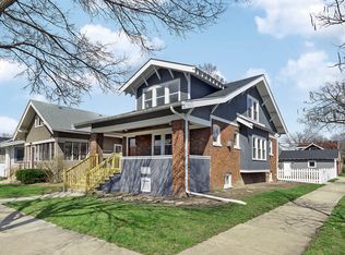 900 N Harvey Ave, Oak Park, IL