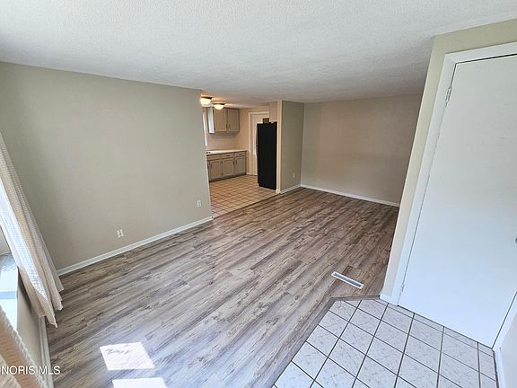 4th image of 3327 Knoll Ave