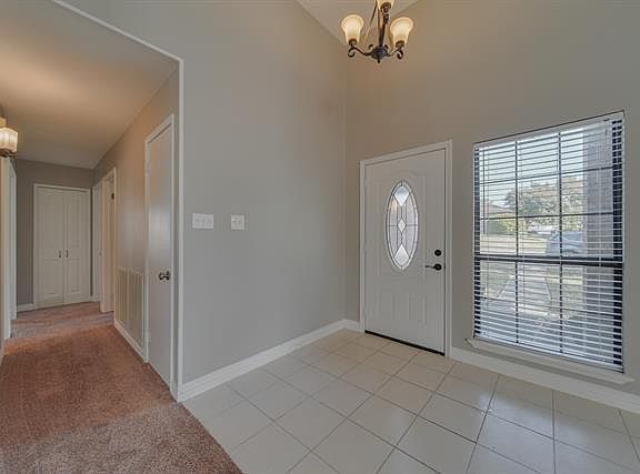4th image of 3 Indianola Cir