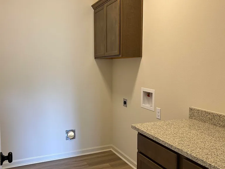 33606 Browning Rd — Photo 15