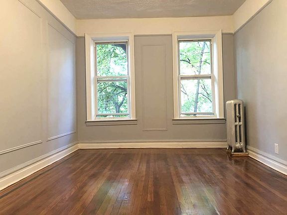 3rd image of 67 Saint Pauls Pl APT B10