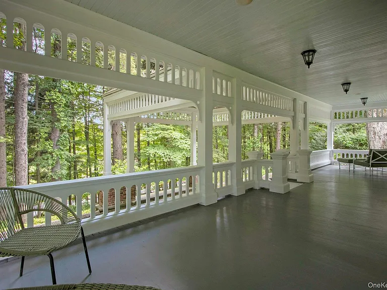 314 Haverstraw Rd — Photo 37