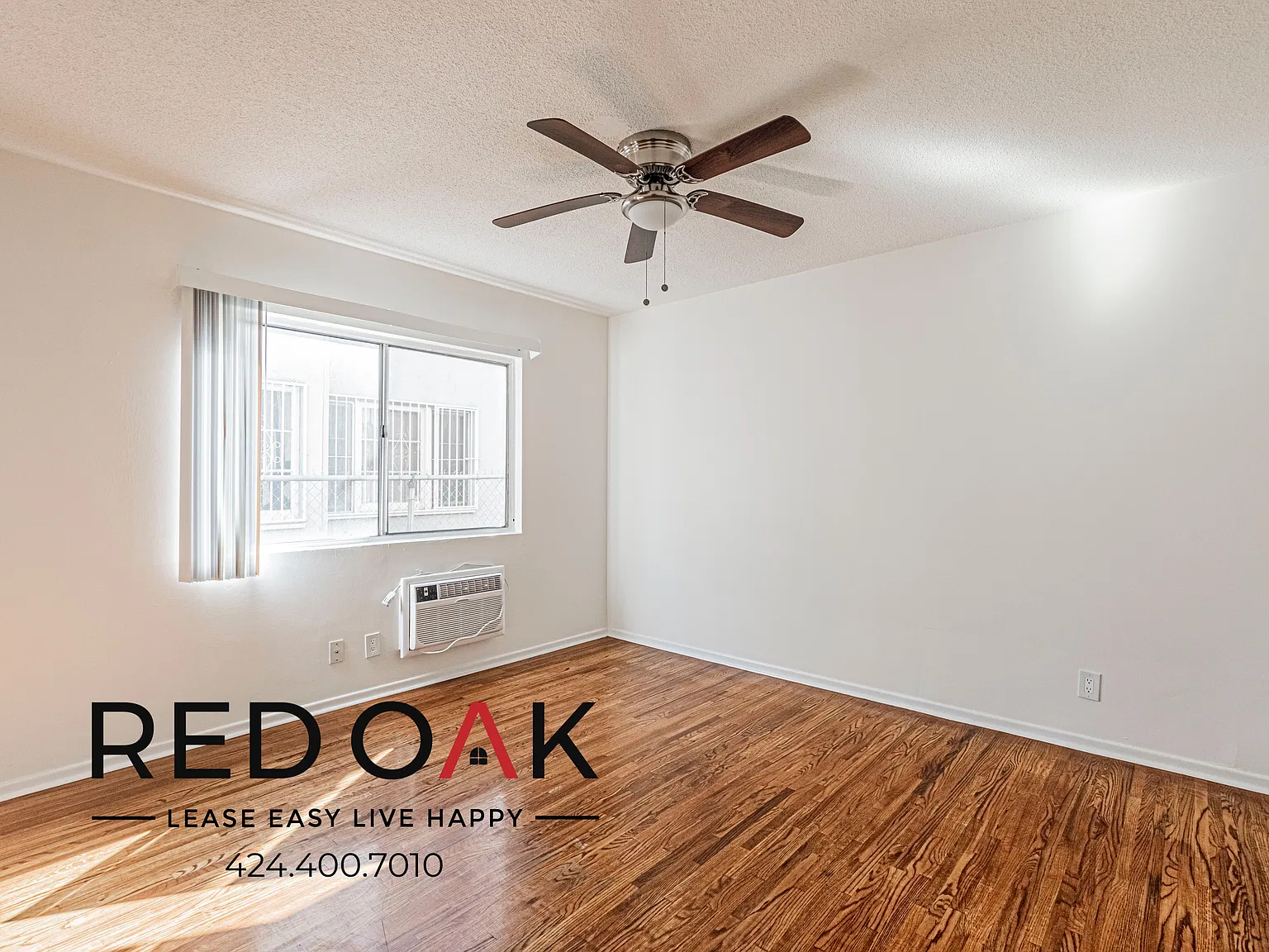 ~Low Deposit~ Gorgeous One-Bedroom With Recessed Lighting, On-Site Laundry, And Included Parking ... — Photo 3