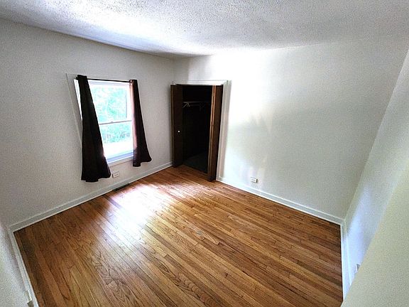 4th image of 120 S Park St #1