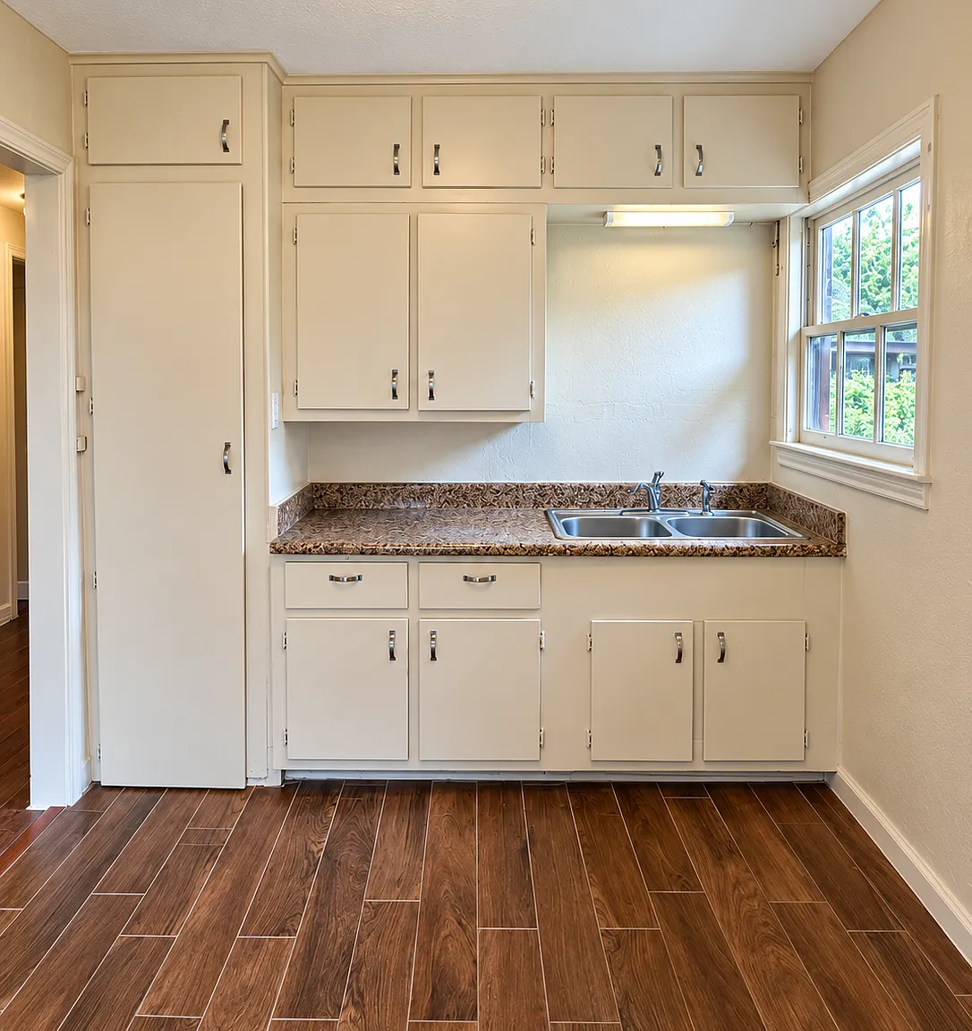 3 Bedroom 2 Bath Lease Now For Deposit Waived + $150 Gift Card Vouchers Accepted — Photo 4