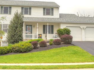 20 Apricot Ave, Leola, PA 17540