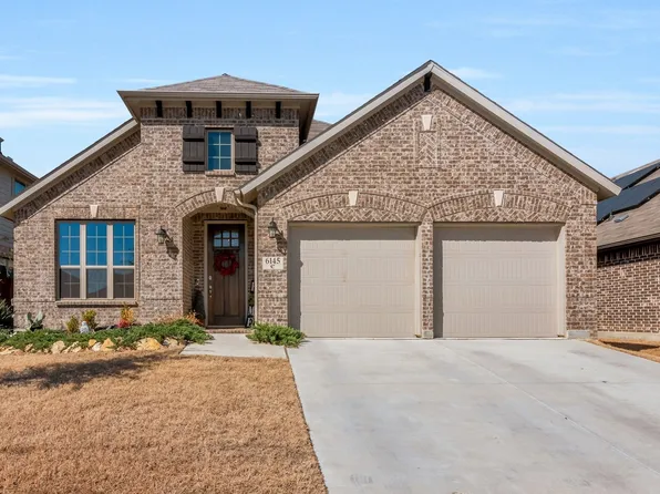 6145 Cobbetts Pond Ln, Fort Worth, TX 76179
