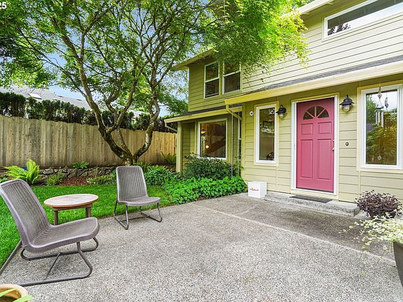 5th image of 11306 NE 34th Ct