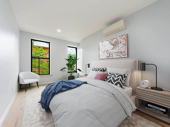 5th image of 305 Hancock St #1R