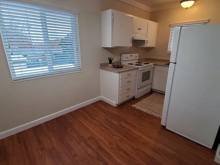 2306 Pauline Dr #B — Photo 10