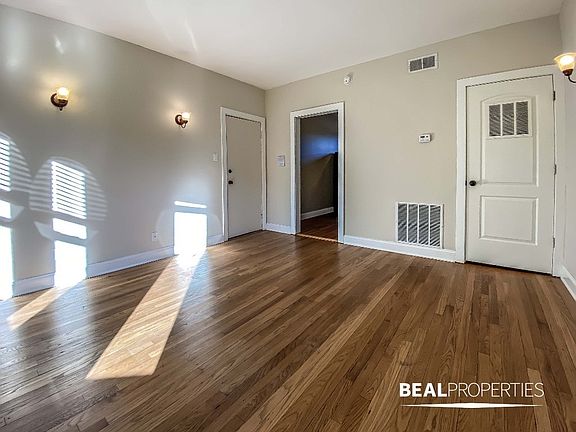4th image of 4038 N Ashland Ave #E1