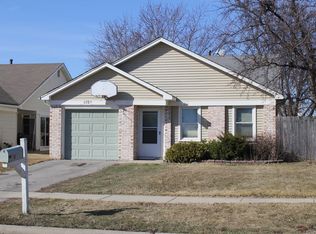 1327 Caribou Trl, Carol Stream, IL 60188