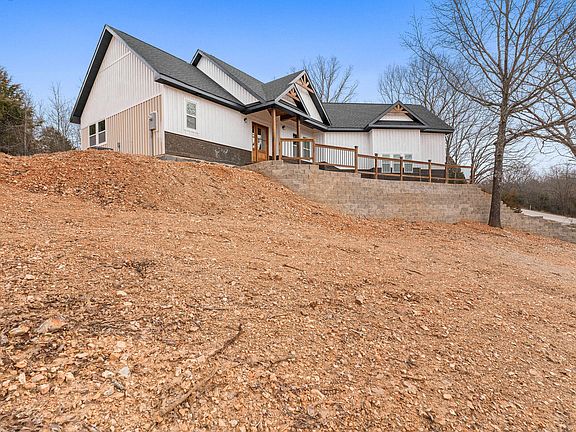 4th image of 1029 Hanging Branch Ridge