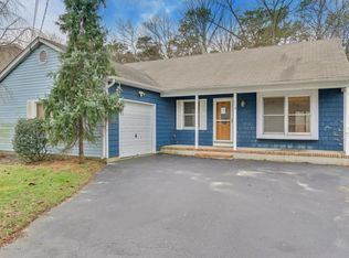 718 Coolidge Ave, Toms River, NJ