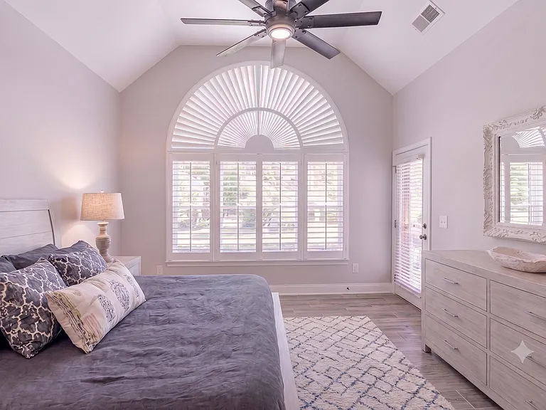 3913 Lost Oak Dr — Photo 11
