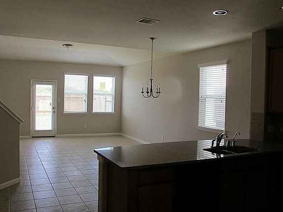 4th image of 24710 Lakecrest Village Dr