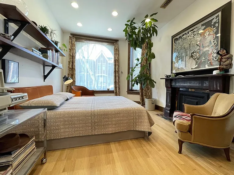 1845 N Wilmot Ave #1 — Photo 7