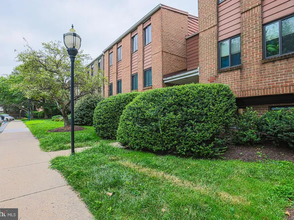 1 Windblown Ct Unit 103, Baltimore, MD 21209