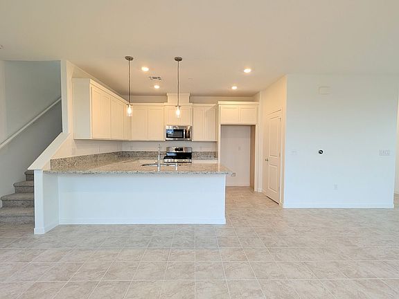 5th image of 7731 Deer Mouse Way