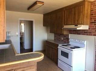 17936 Redwood Rd, Castro Valley, CA 94546