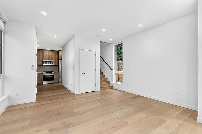 6710 36th Ave SW #B — Photo 21