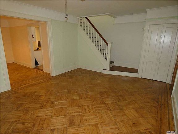 5th image of 8848 212th Pl