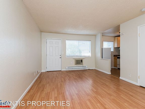 5th image of 5520 Camden Ave APT 05