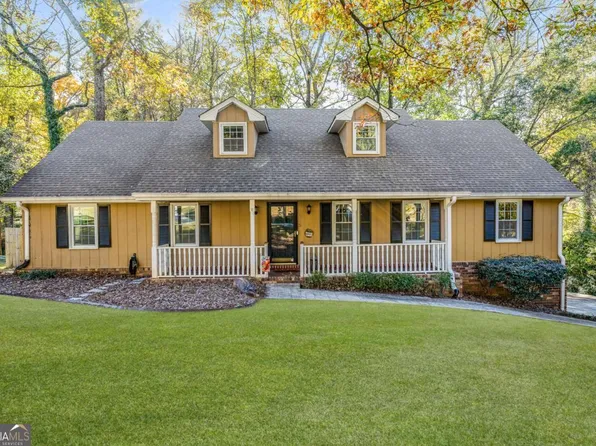 445 Bruce Way SW, Lilburn, GA 30047