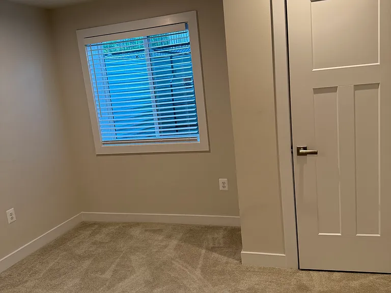 512 Rivers Edge Dr #BASEMENT — Photo 8