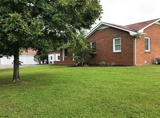 203 Highland Dr, Benton, KY 42025