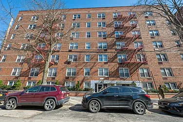 3520 Tryon Avenue #708 image 1 of 20