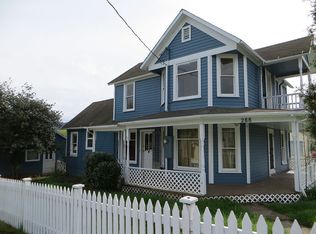 288 3rd St, Yoncalla, OR 97499