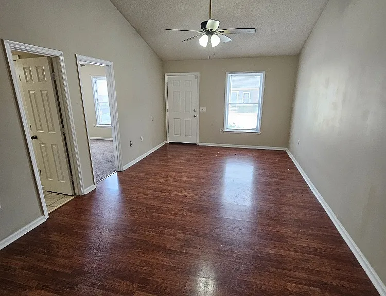 230.5 Lanier Dr #122 — Photo 8