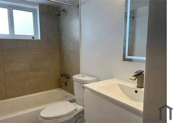 2 bed, 1000 sqft, $2,400 — Photo 4